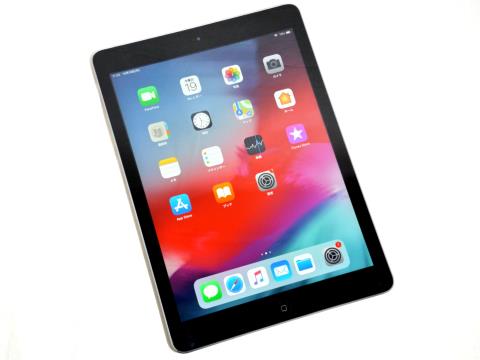 USED]u051079 iPad Pro 9.7インチ Wi-Fi+Cellular 32GB MLYJ2J/A SIM